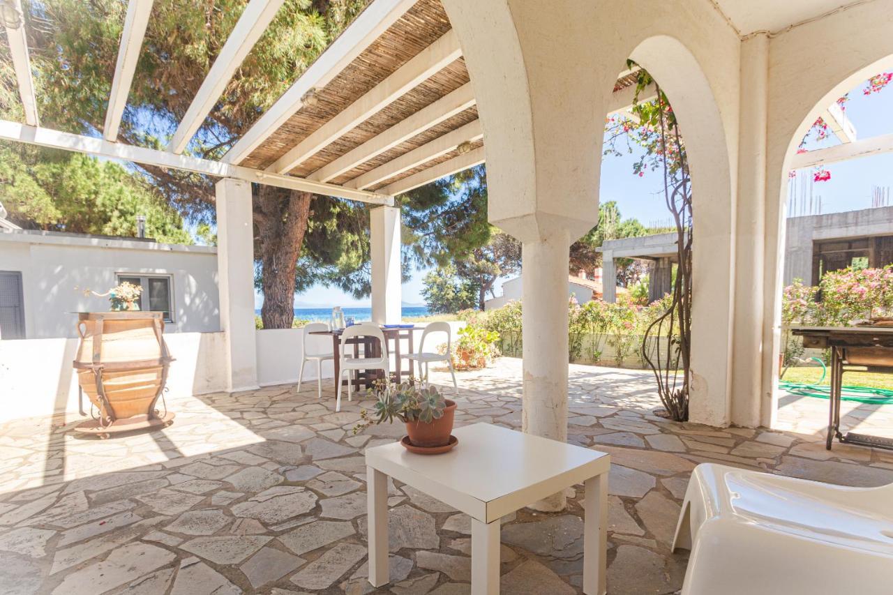 "Nirvana Seaside" By The Beach Néa Mákri Exterior foto
