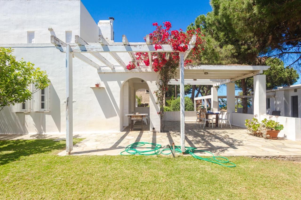 "Nirvana Seaside" By The Beach Néa Mákri Exterior foto